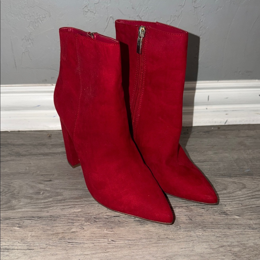 Elegant Red Suede Ankle Boots